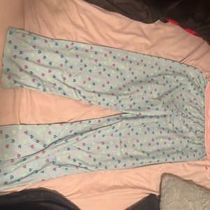 I am selling Panama pants, please notify me if you want them.